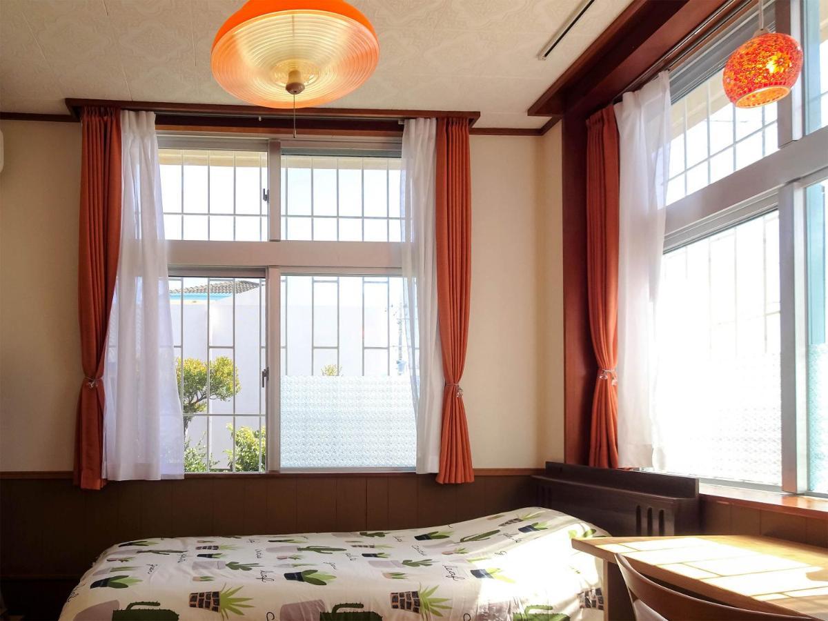 Hotel Minshuku Itoman Bettei Goyukkuri Zewnętrze zdjęcie