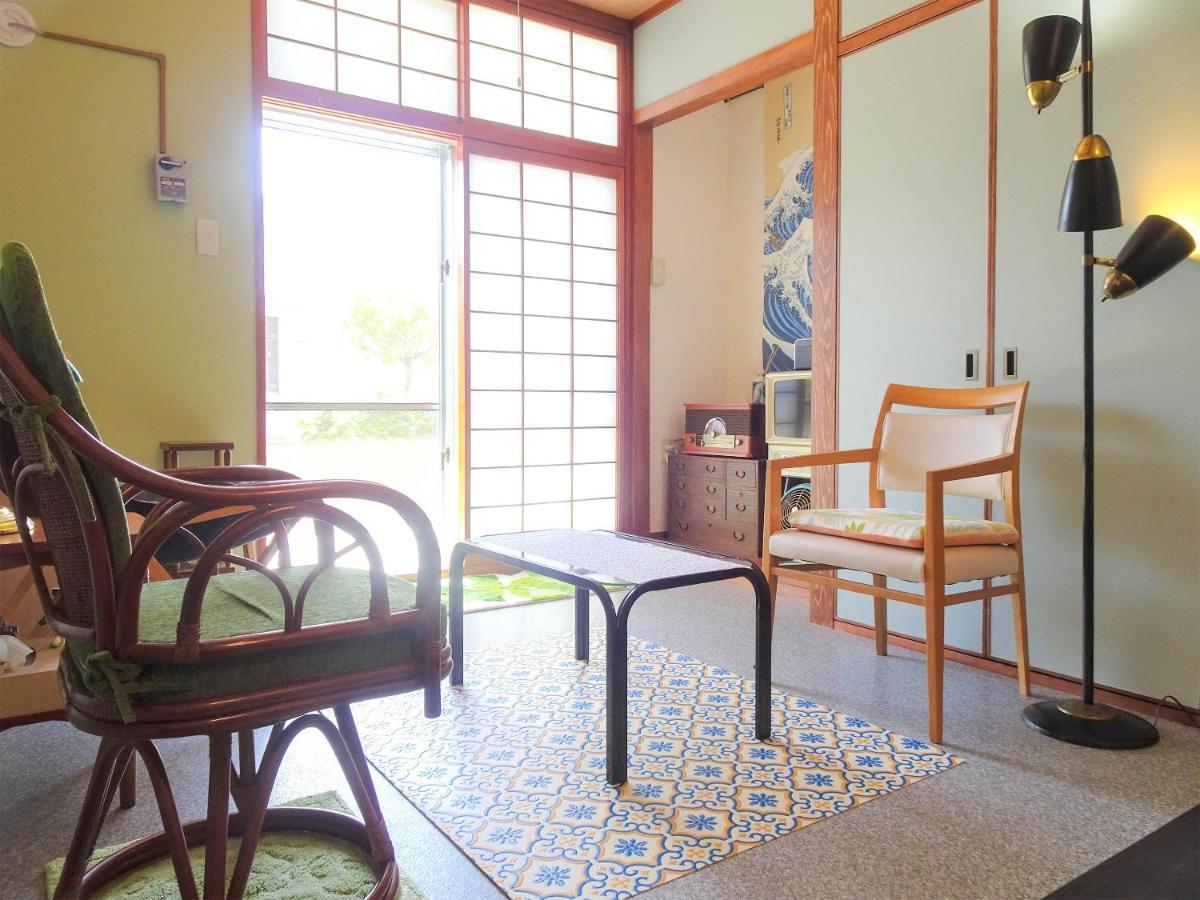 Hotel Minshuku Itoman Bettei Goyukkuri Zewnętrze zdjęcie